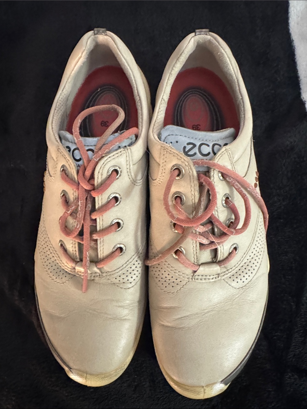 Ecco Women's Cream Leather Golf Shoes with Pink Laces